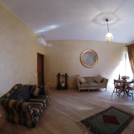 Pantheon Old Suite-3