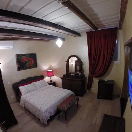 Pantheon Old Suite-2